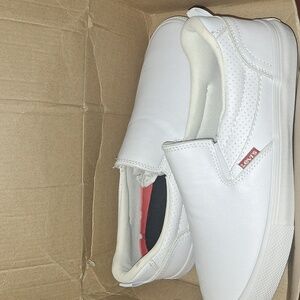 Levi's white Naya Perf (U.S W9)